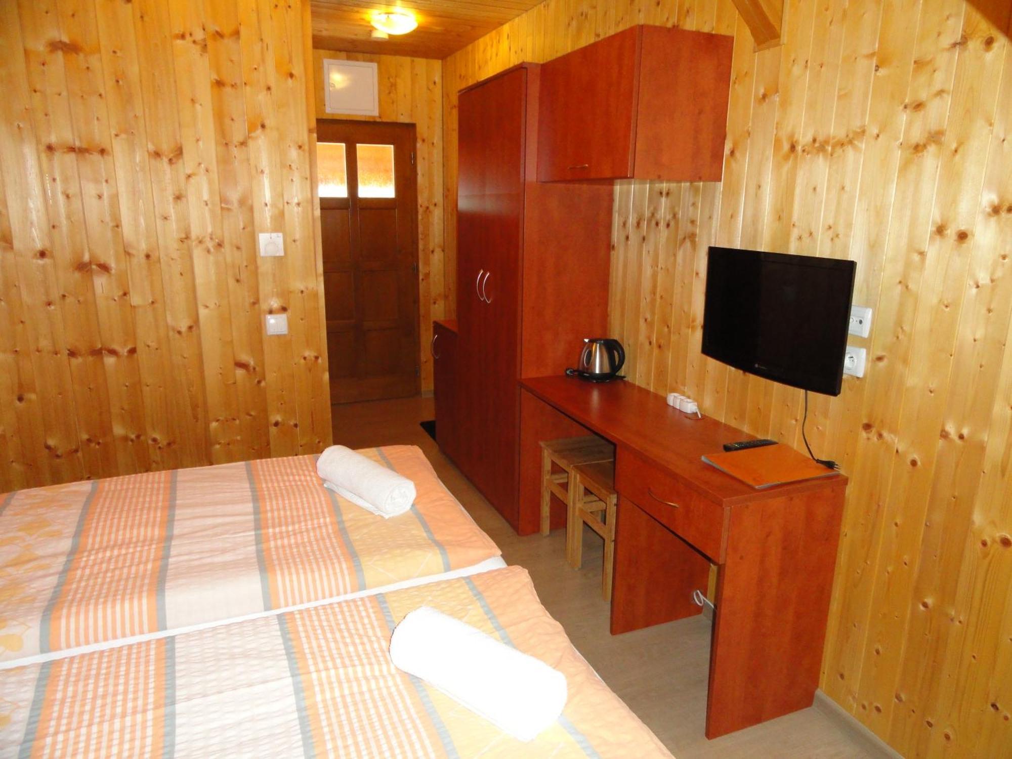Penzion Žumberk Nové Hrady Exterior foto