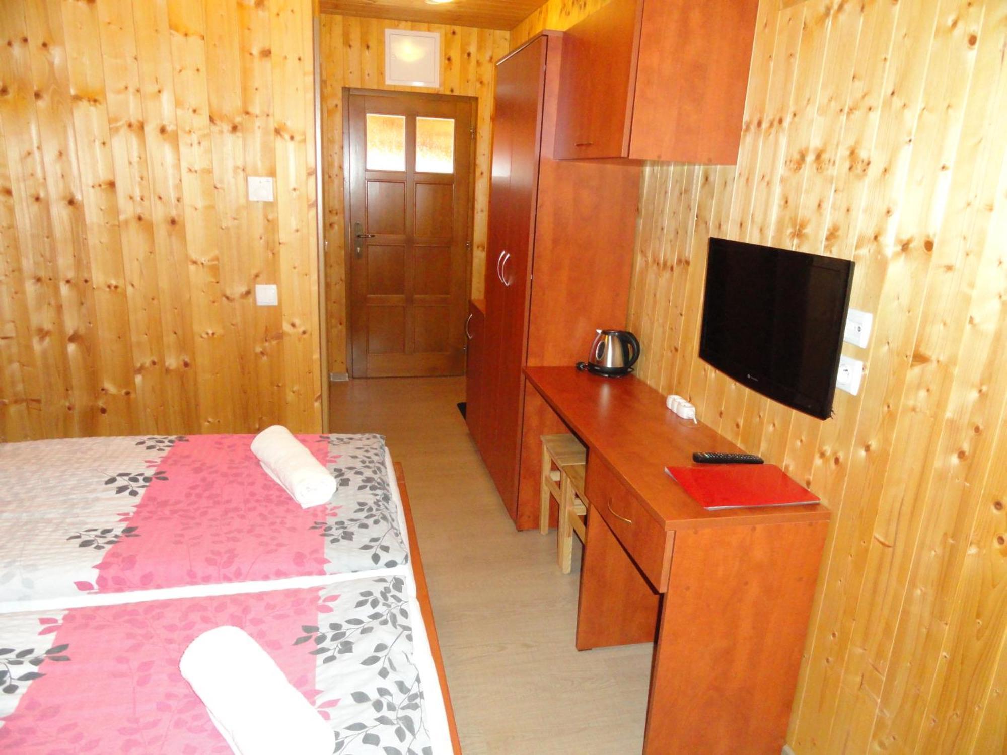 Penzion Žumberk Nové Hrady Exterior foto